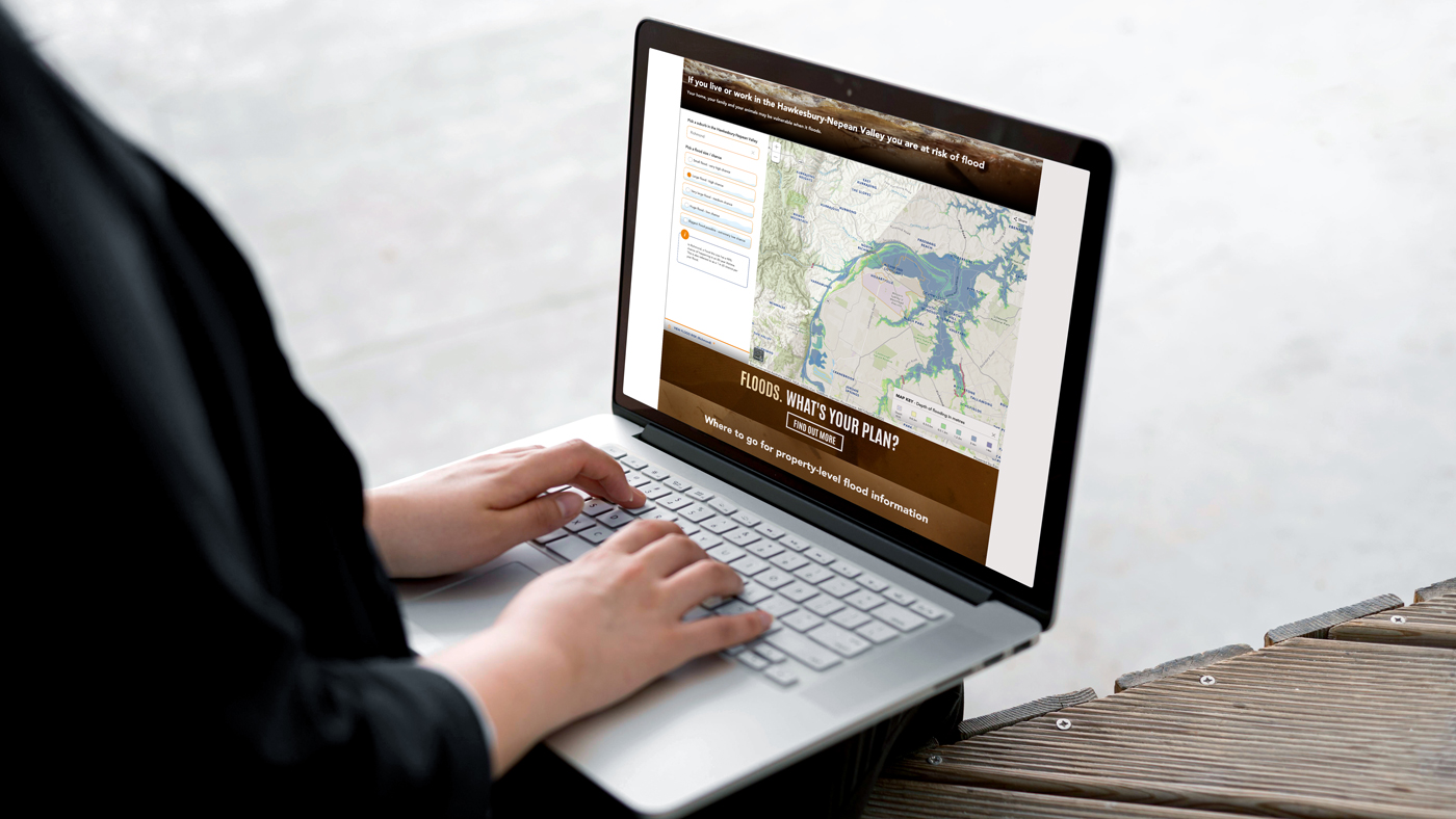 User checking the interactive Hawkesbury-Nepean River flood risk map.